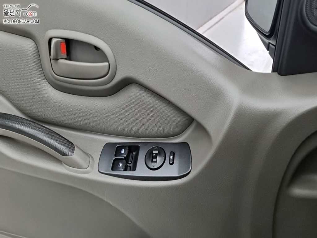 현대 포터2 1톤 카고 LPG 13