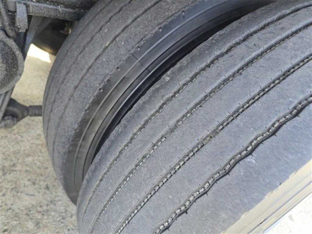 현대 엑시언트 암롤 25톤 오토 9