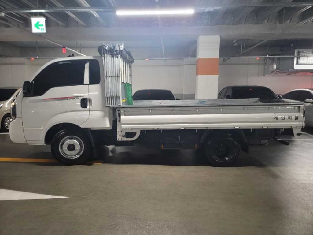 기아 봉고3 1.2톤 카고 LPG 9