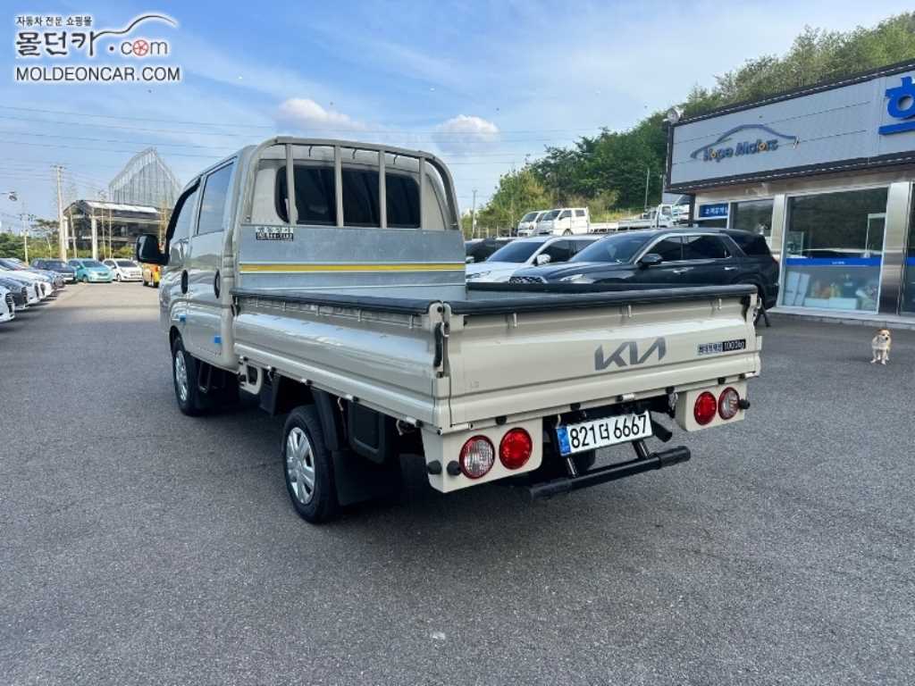 기아 봉고3 1톤 카고 더블캡 장축 LPG 7