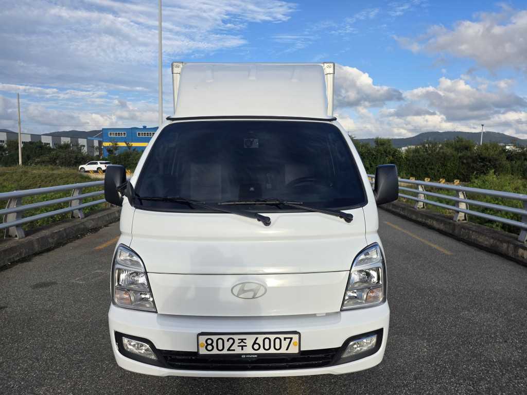 Hyundai Porter Super Cab/ Long Wheelbase Smart