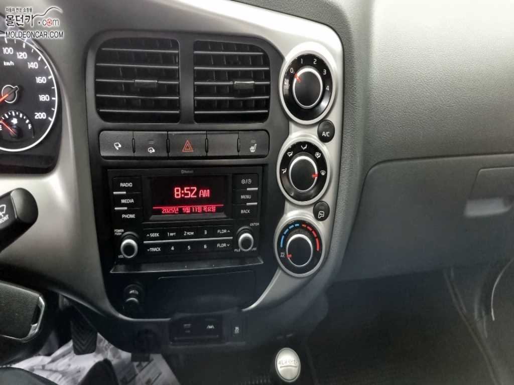 기아 봉고3 1톤 카고 LPG 9