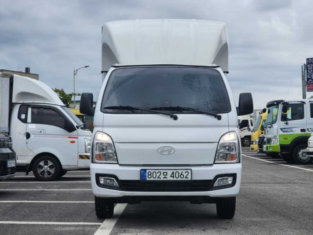 Hyundai Porter Super Cab/ Long Wheelbase 4