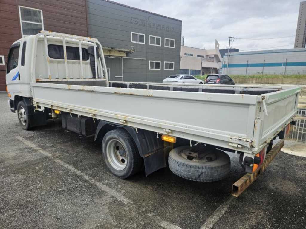 현대 이마이티 2.5톤 카고 1