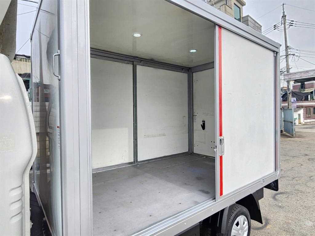 기아 봉고3 1톤 표준탑 전기 8