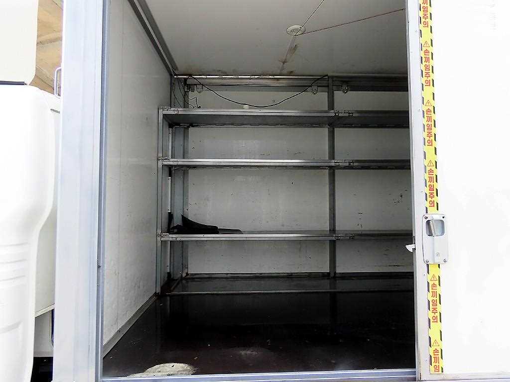 기아 봉고3 1톤 표준탑 전기 4