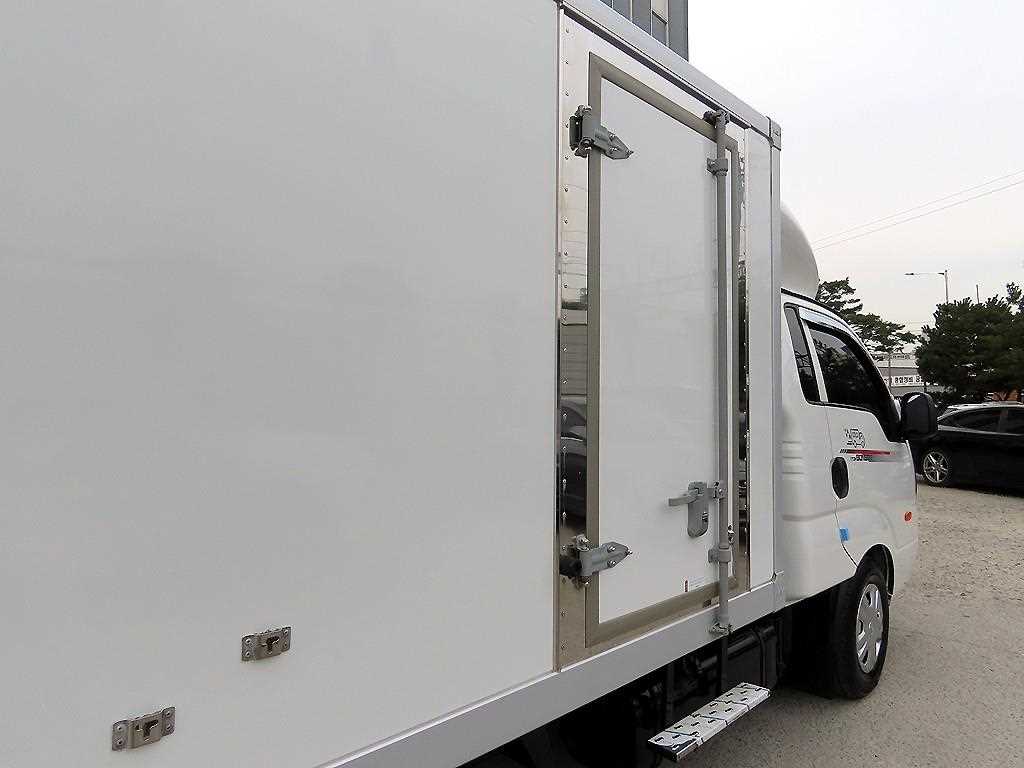 기아 봉고3 1톤 냉동탑 4
