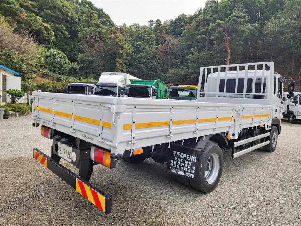 현대 메가트럭 단바리 카고 4.5톤 수동 12