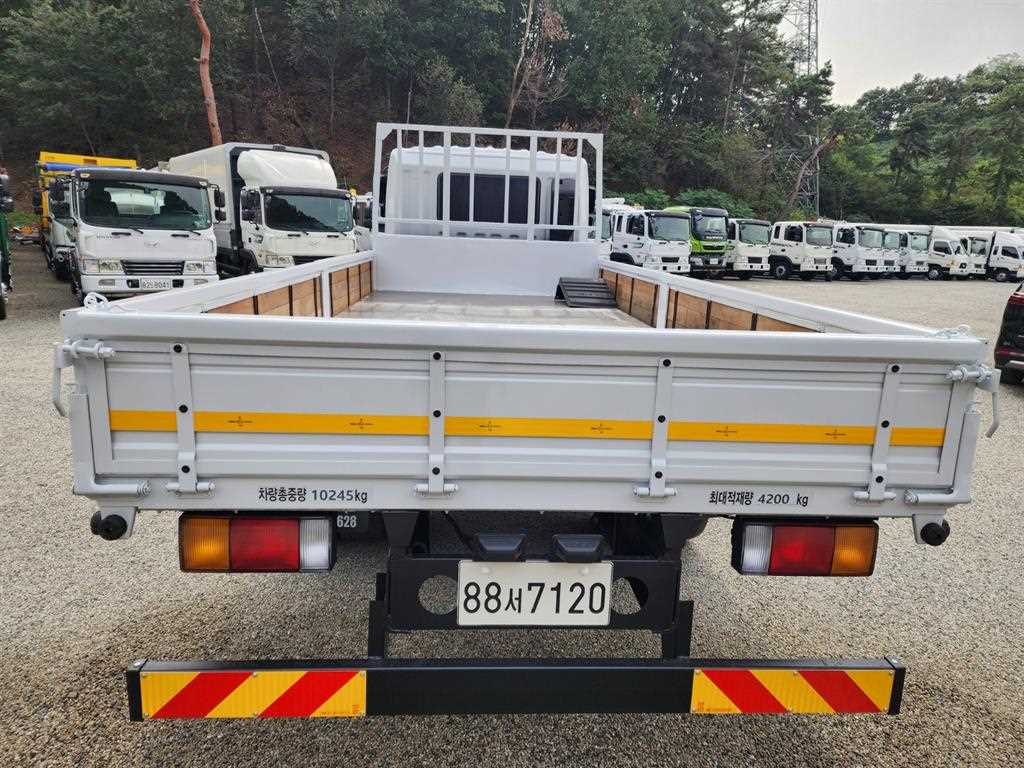 현대 메가트럭 단바리 카고 4.5톤 수동 5