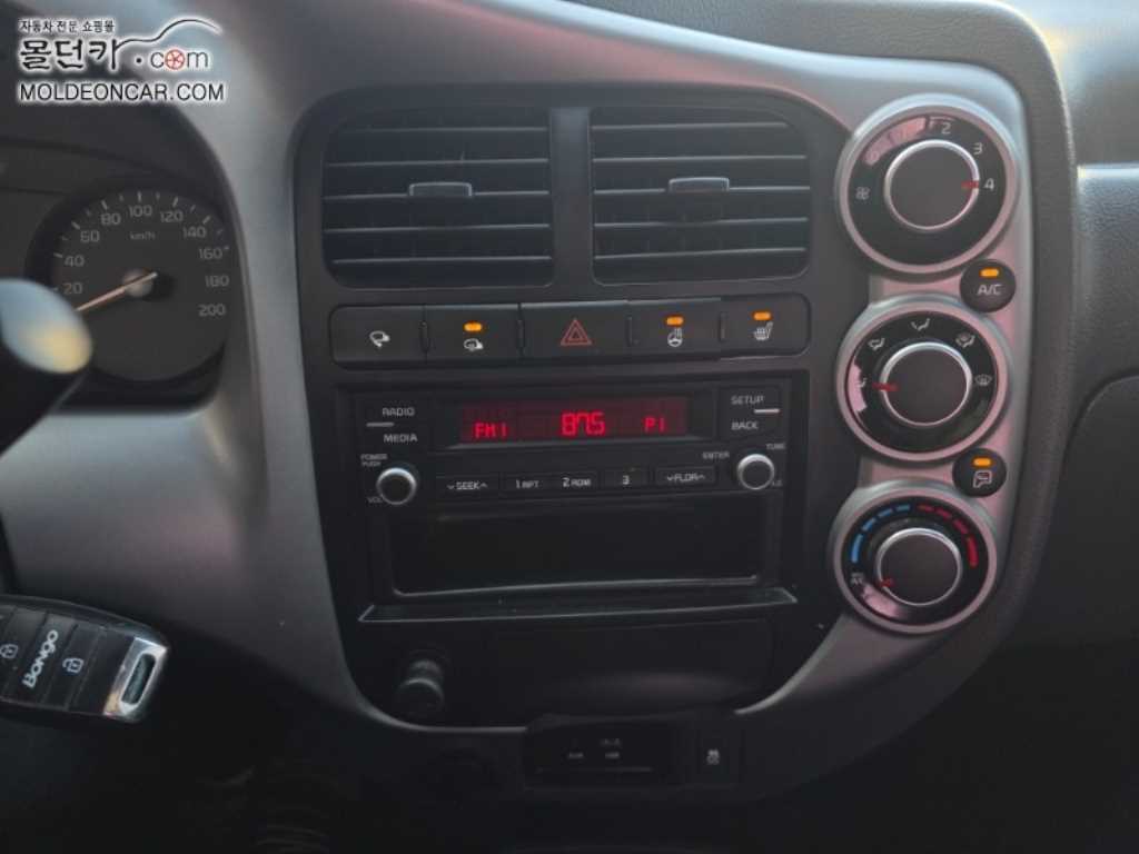 기아 봉고3 1.2톤 카고 8