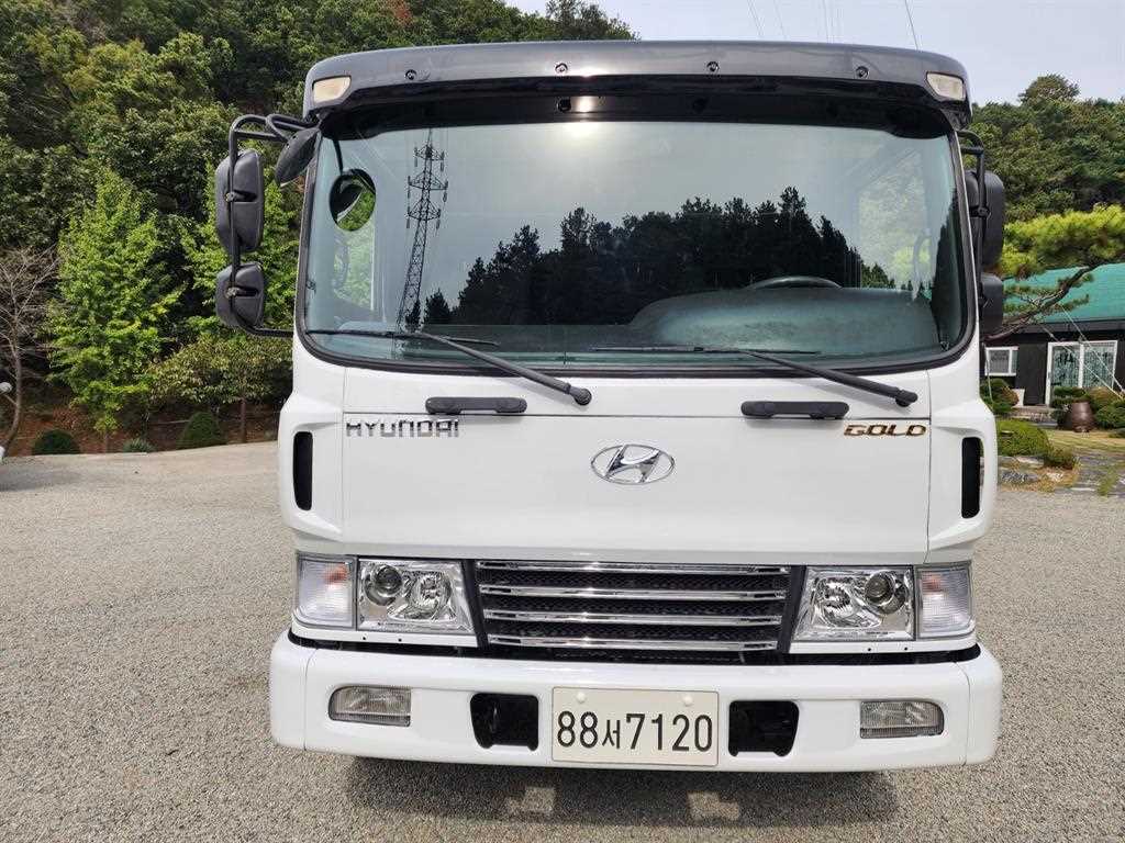 현대 메가트럭 단바리 카고 4.5톤 수동 1