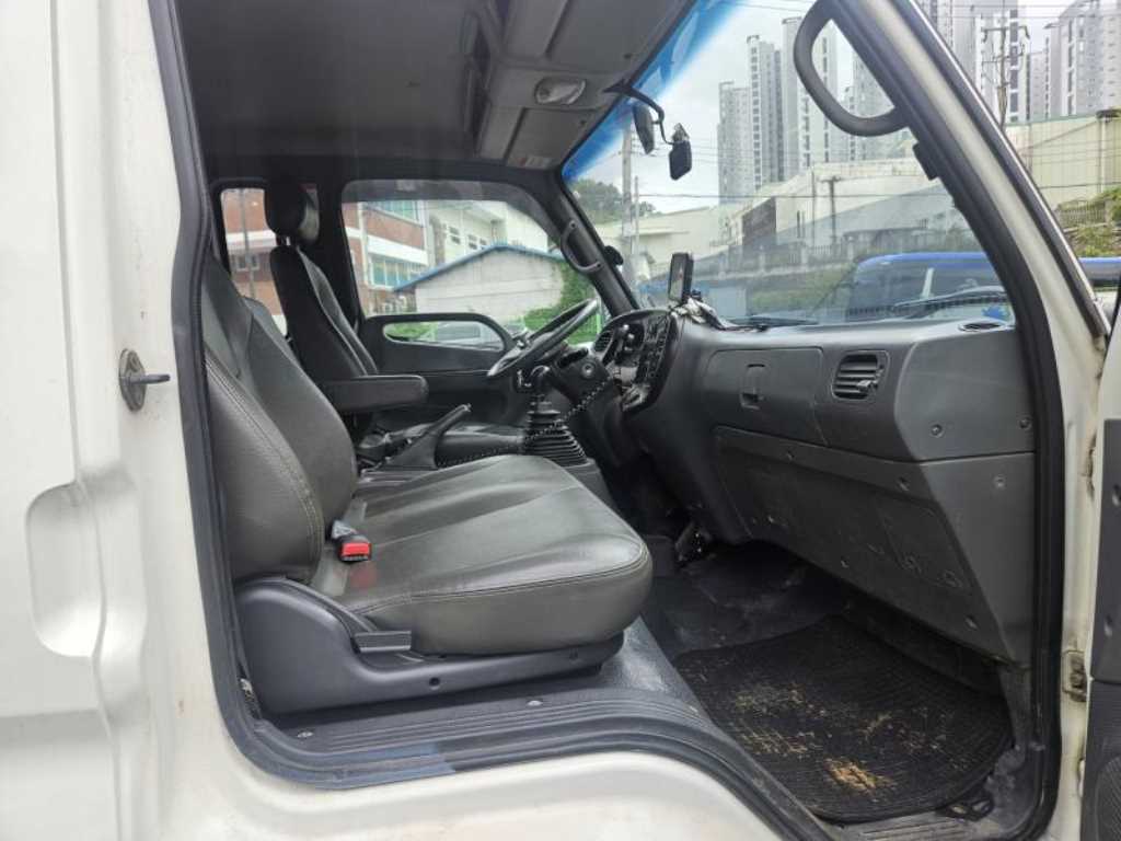 현대 이마이티 2.5톤 카고 5