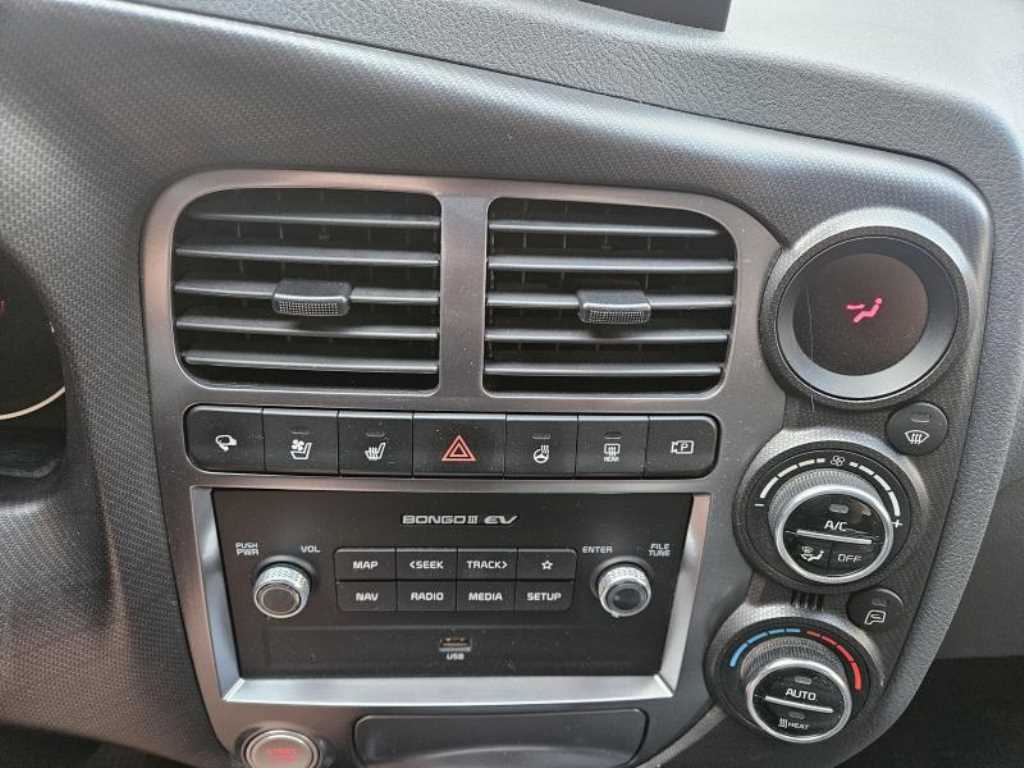 기아 봉고3 1톤 카고 전기 9