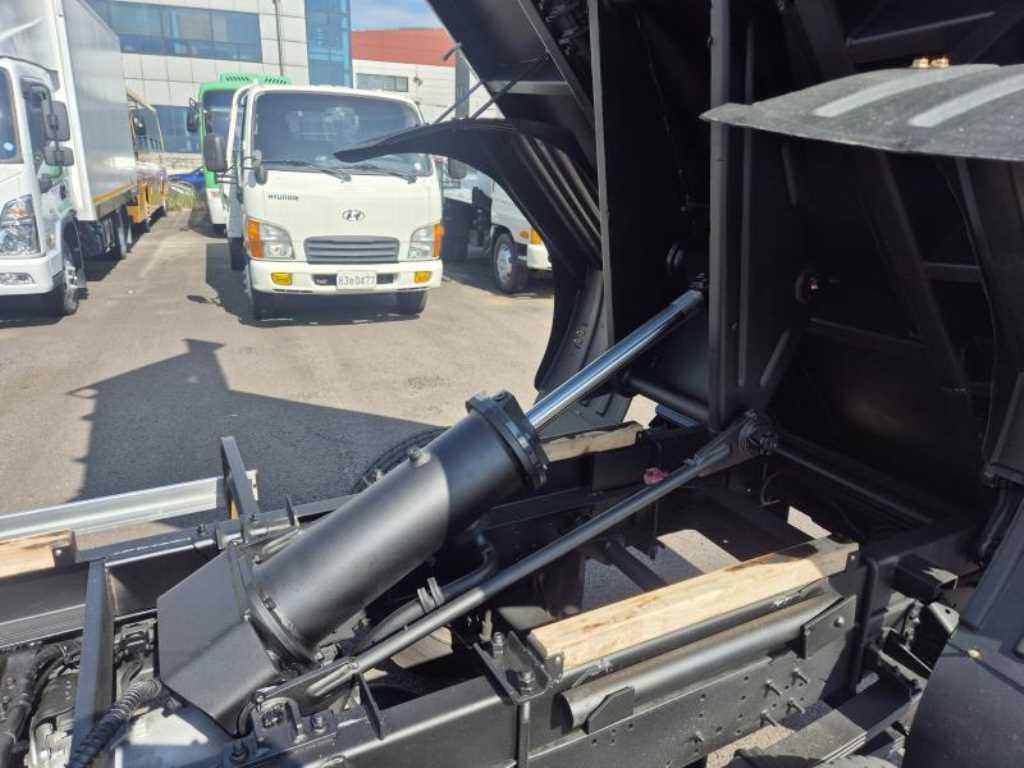 현대 마이티큐티 화물덤프 2.5톤 9