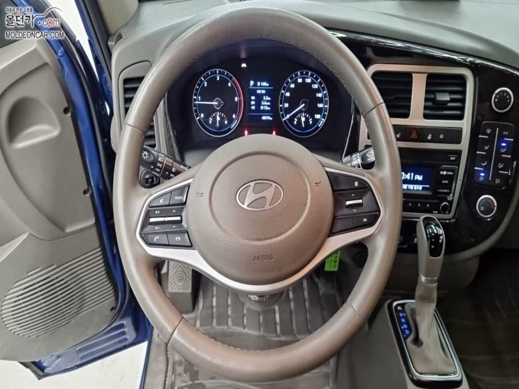 현대 포터2 1톤 카고 LPG 9