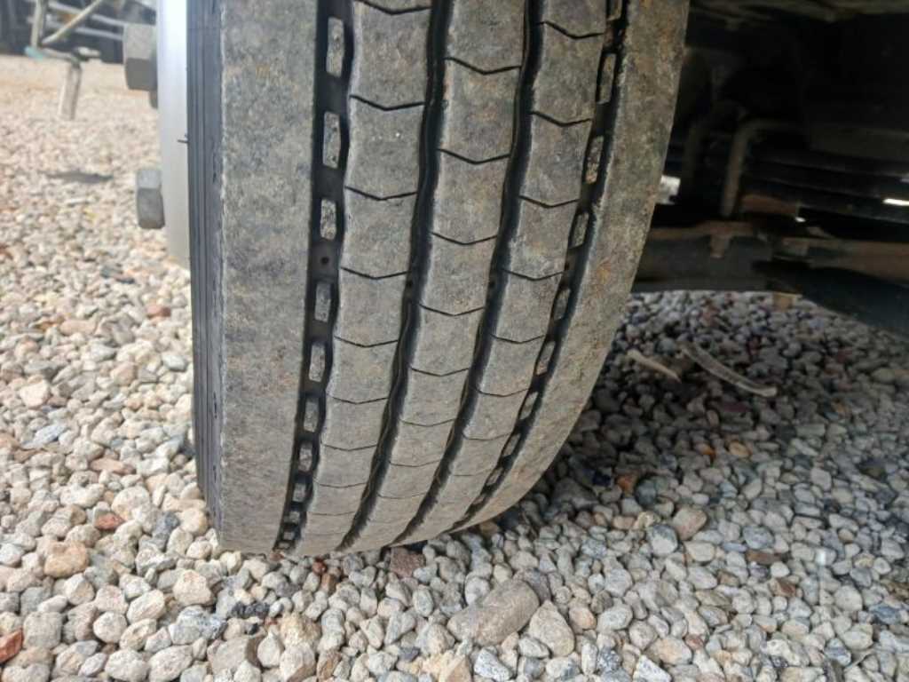 이스즈 엘프 3.5톤 냉동윙 13