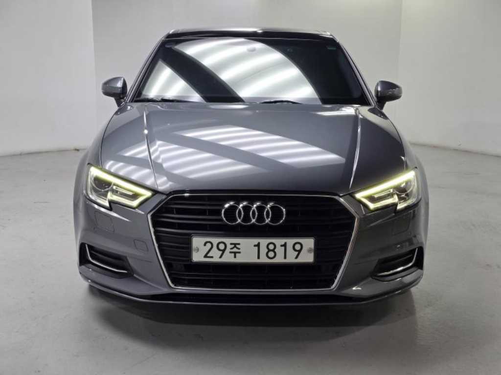 Audi A3 40 TFSI 4