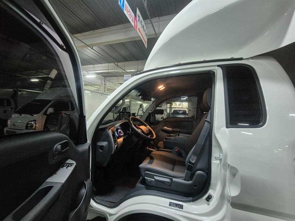 기아 봉고3 1톤 윙바디 LPG 4