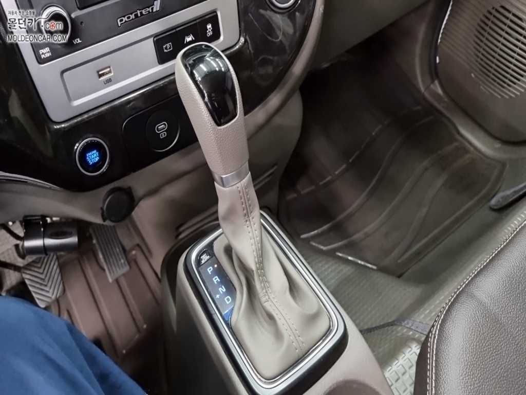 현대 포터2 1톤 표준탑 슈퍼캡 장축 LPG 12