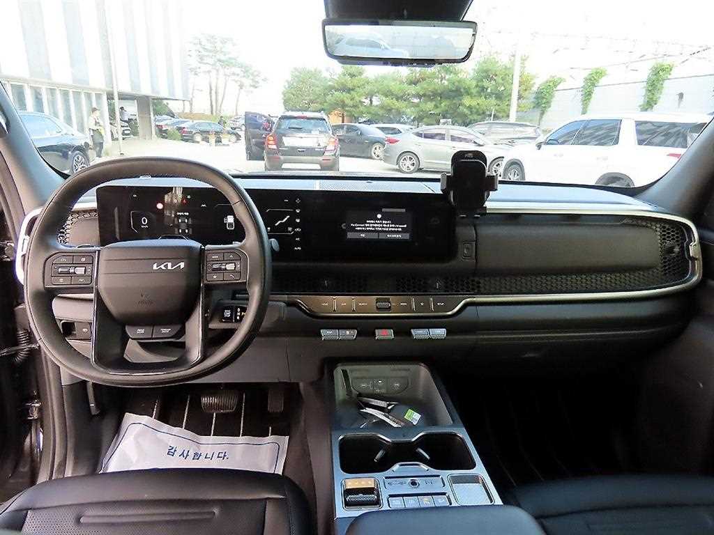 Kia Tasman 2.5 T-GDI 4WD Extreme 8