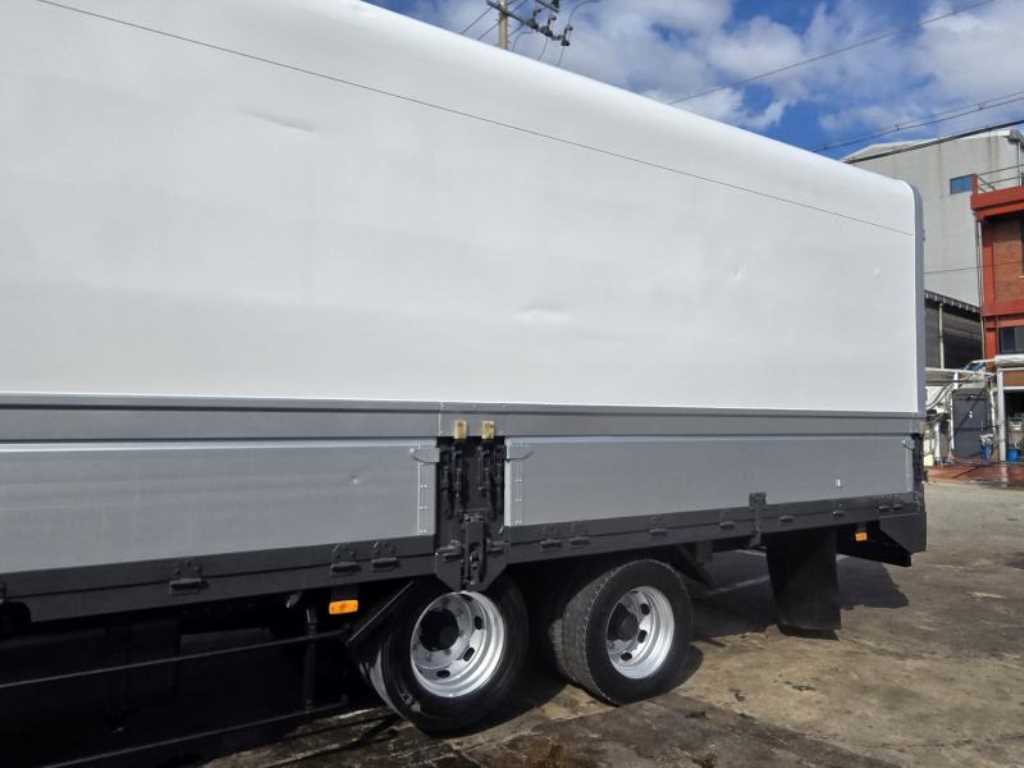 현대 메가트럭 윙바디 4.5톤 수동 5