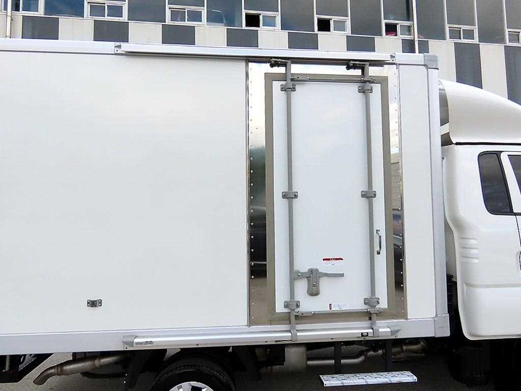 기아 봉고3 1톤 냉동탑 LPG 6