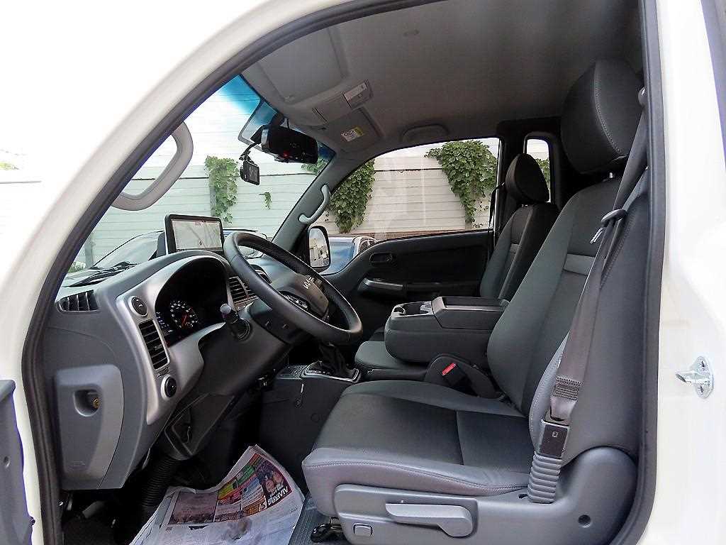 기아 봉고3 1톤 냉동탑 LPG 7