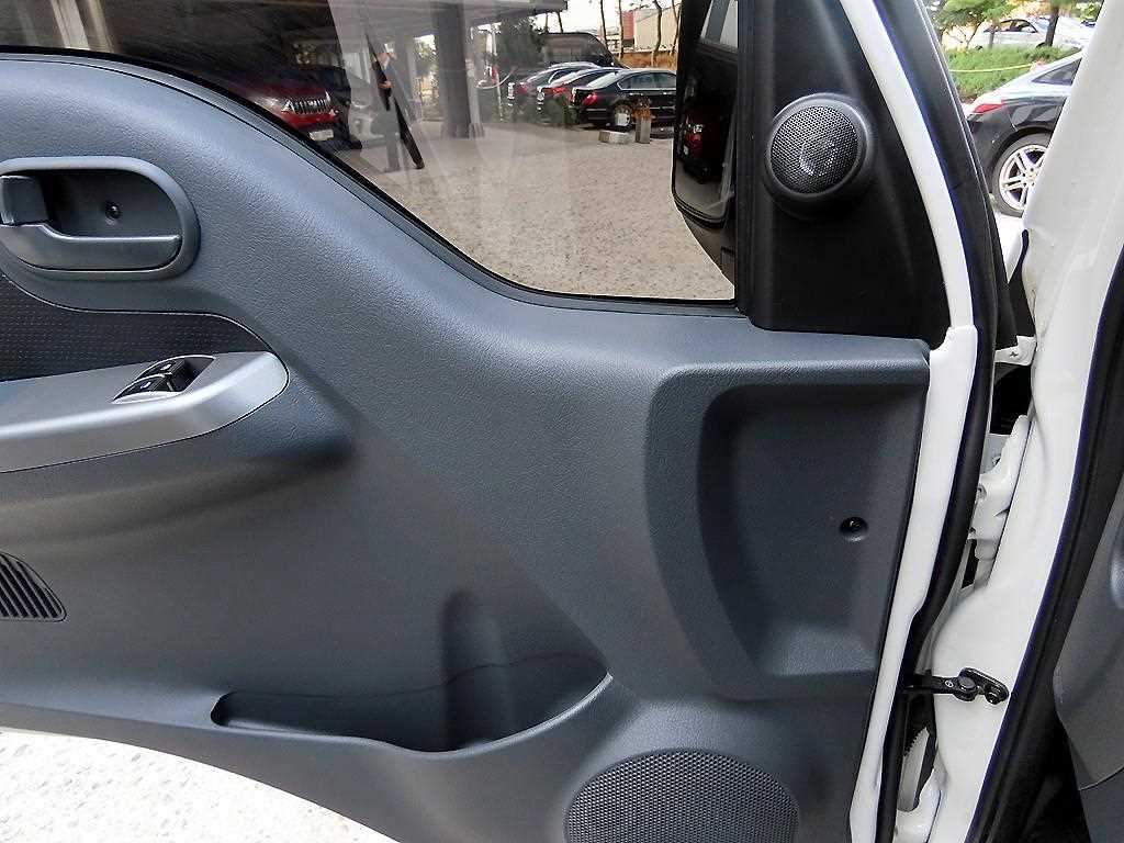 기아 봉고3 1톤 냉동탑 LPG 12