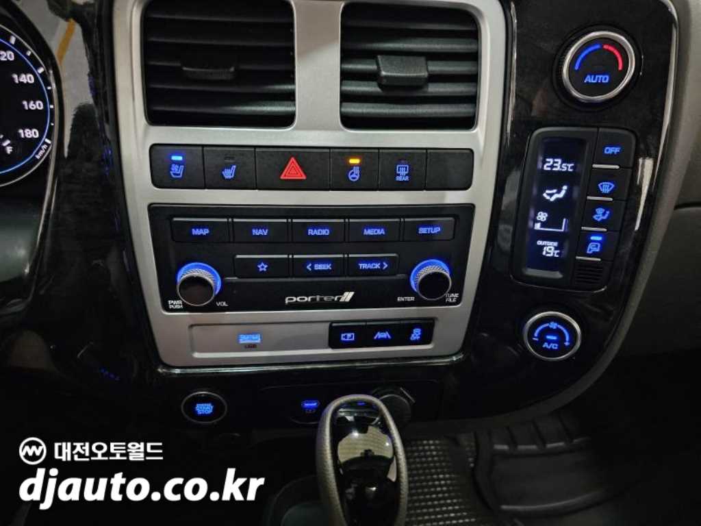 현대 포터2 1톤 카고 LPG 12