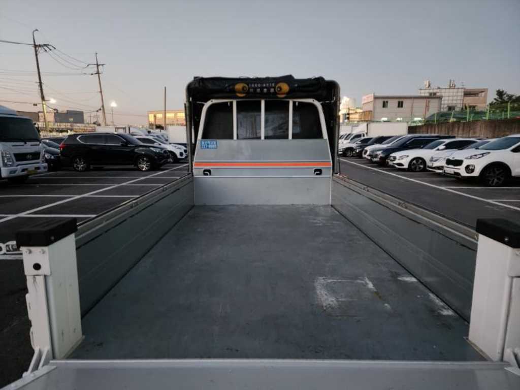 현대 포터2 1톤 카고 LPG 17