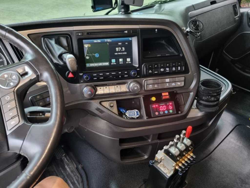 현대 엑시언트 프로 암롤 24톤 오토 리타더 8