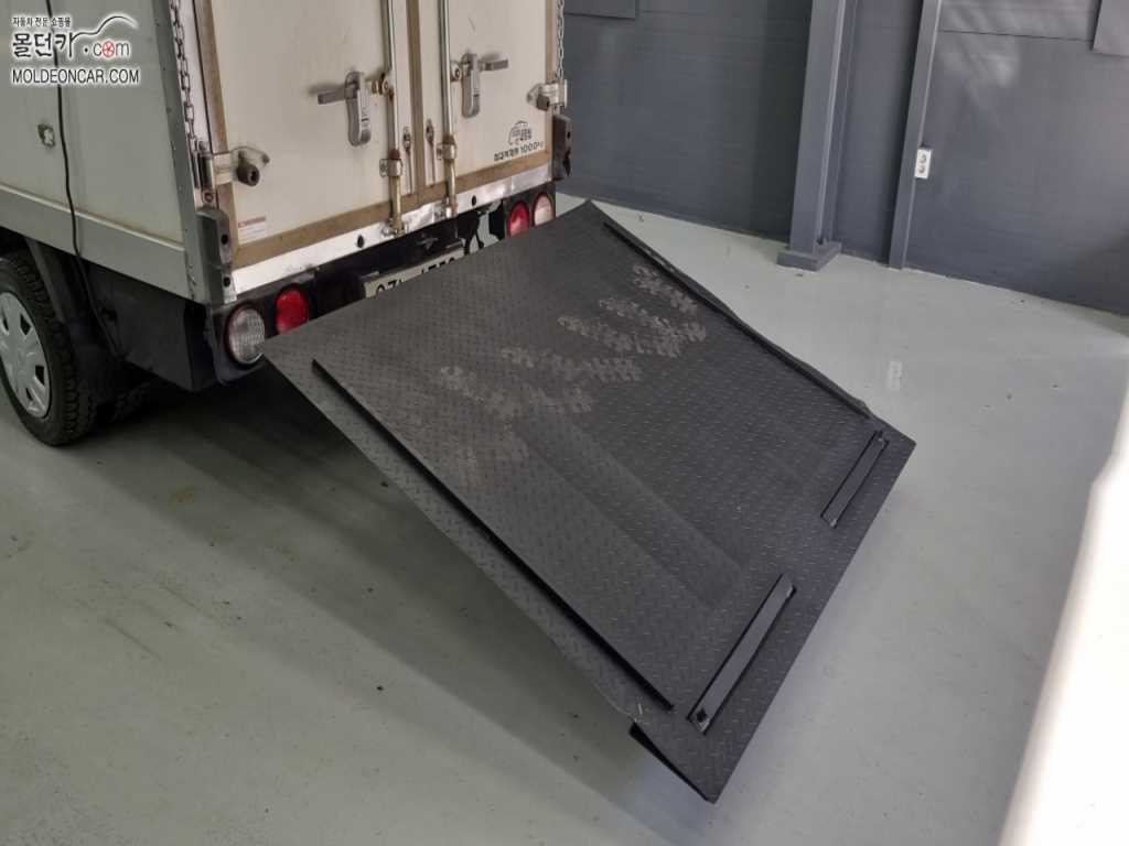 기아 봉고3 1톤 표준탑 13