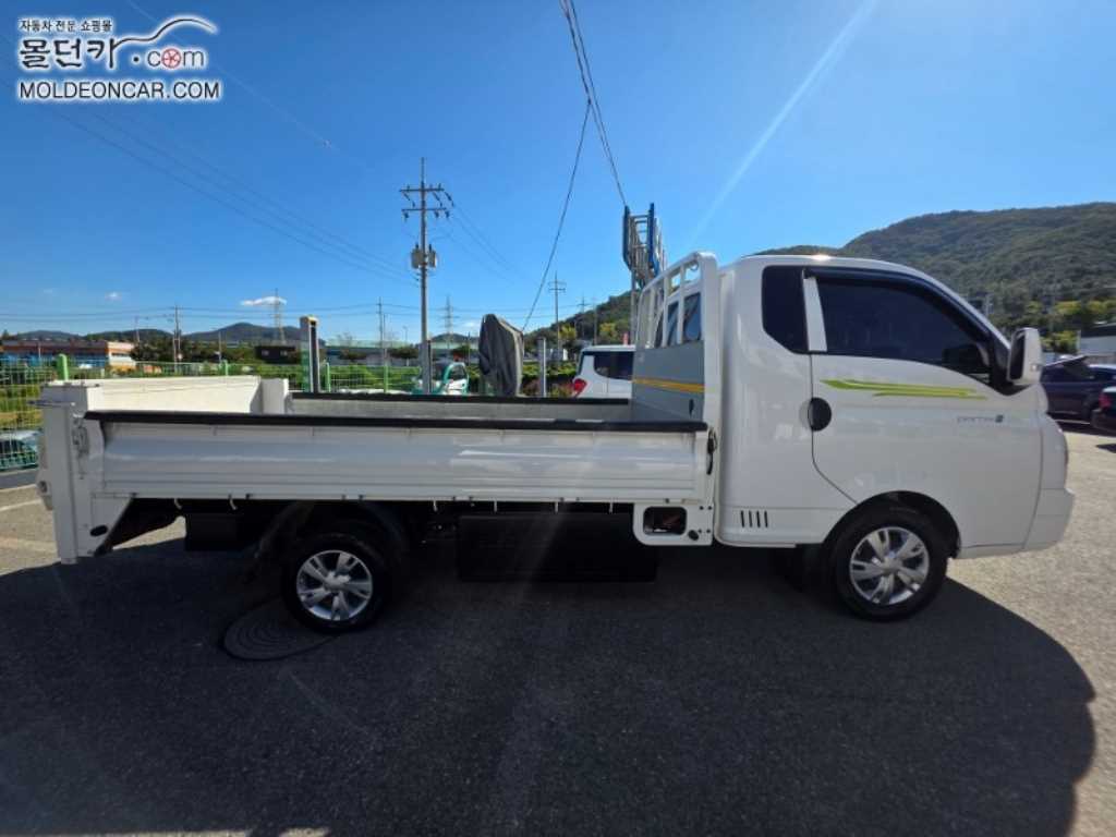현대 포터2 1톤 카고 전기 7