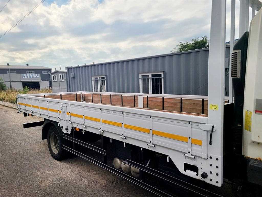 현대 메가트럭 단바리 카고 4.5톤 수동 1