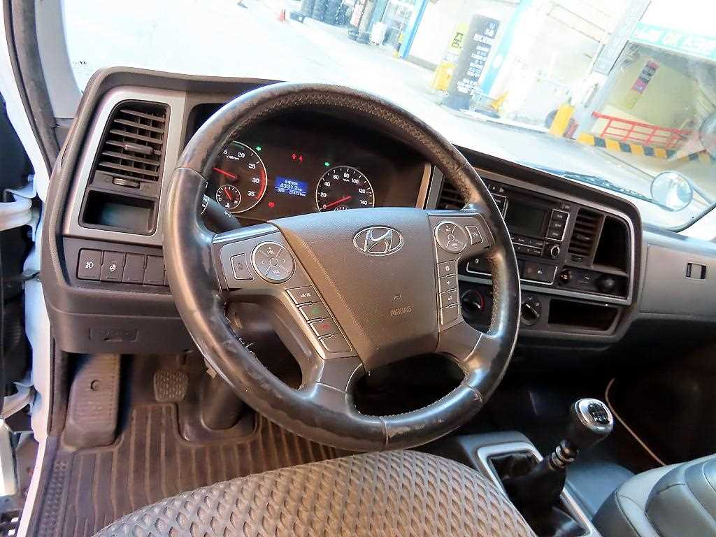 현대 올뉴마이티 3.5톤 카고 7