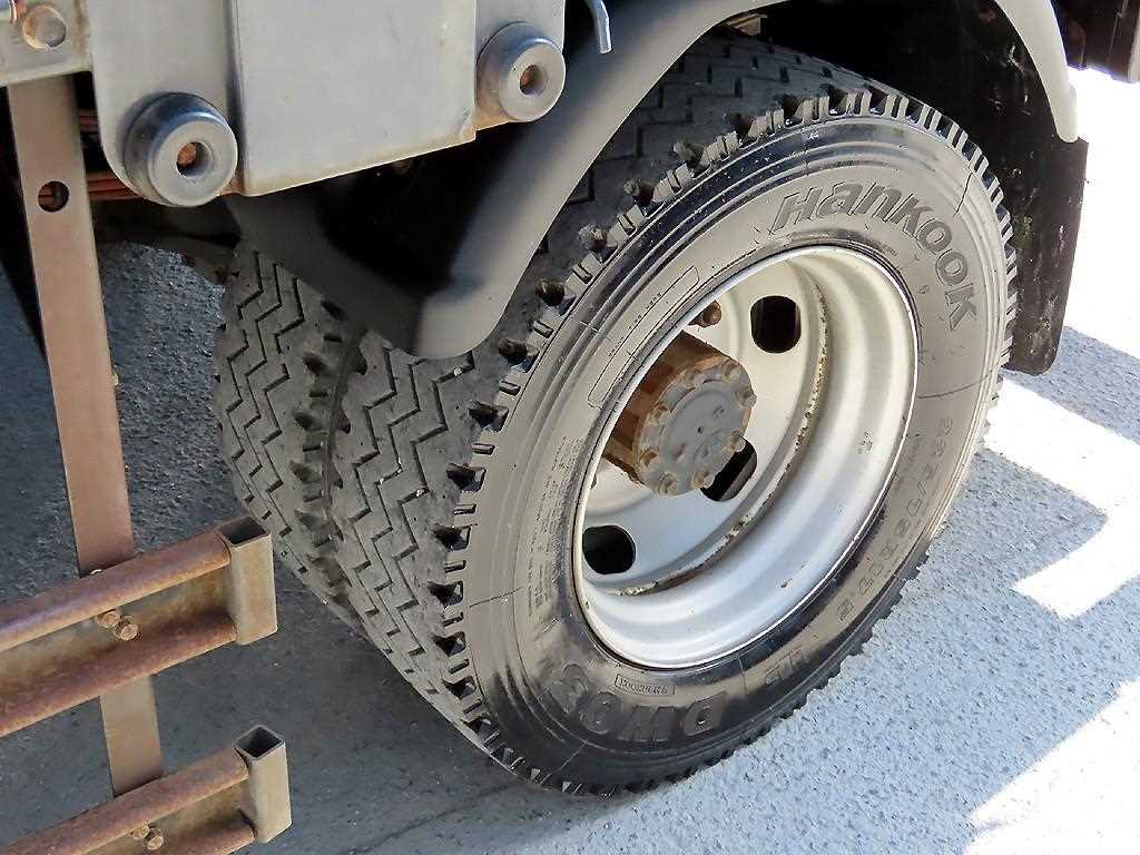 타타대우 더쎈 3.5톤 카고 18