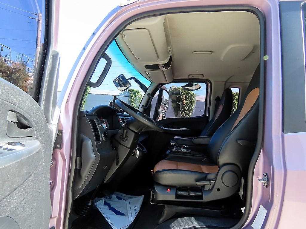 타타대우 더쎈 3.5톤 카고 5