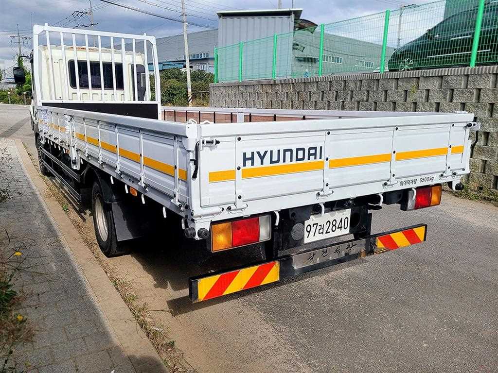 현대 메가트럭 단바리 카고 4.5톤 수동 4