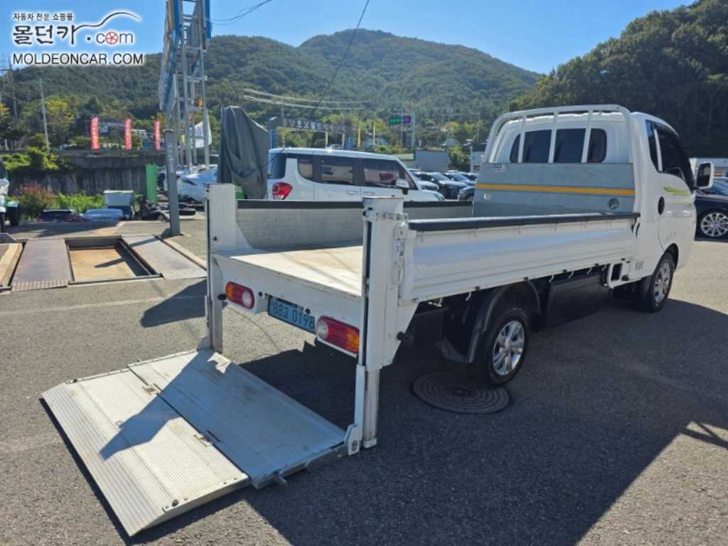 현대 포터2 1톤 카고 전기 9