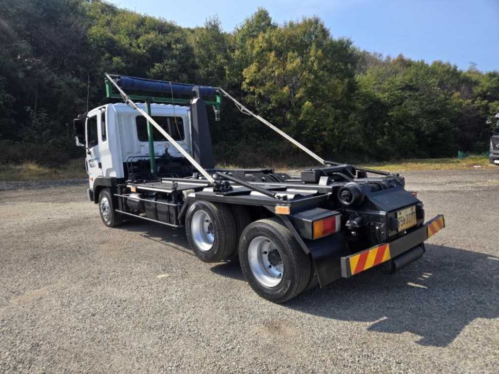 현대 메가트럭 암롤 4.5톤 수동 3