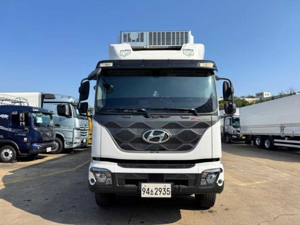 현대 파비스 냉동탑 8.5톤 오토