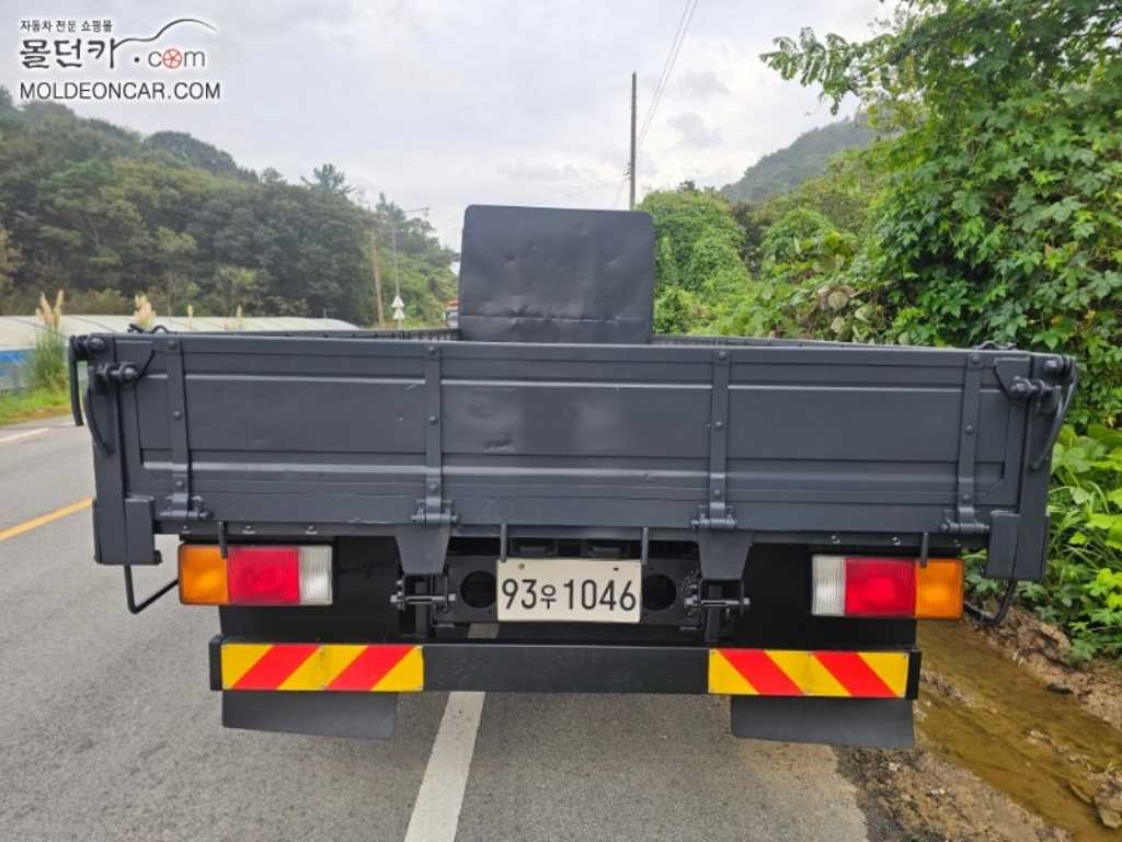 현대 메가트럭 카고 4.5톤 수동 3