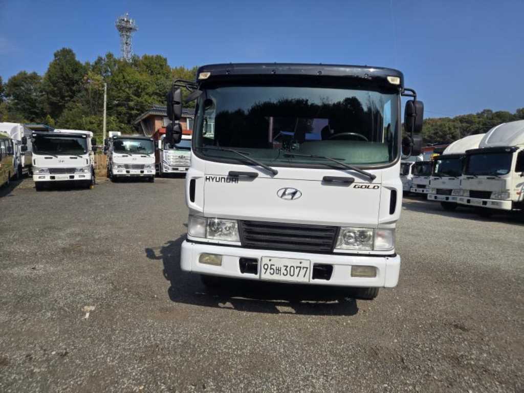 현대 메가트럭 암롤 4.5톤 수동 1