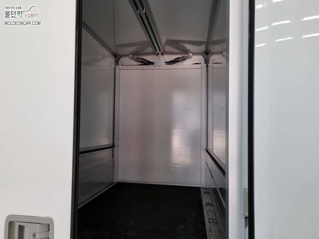 현대 포터2 1톤 윙바디 장축 LPG 12