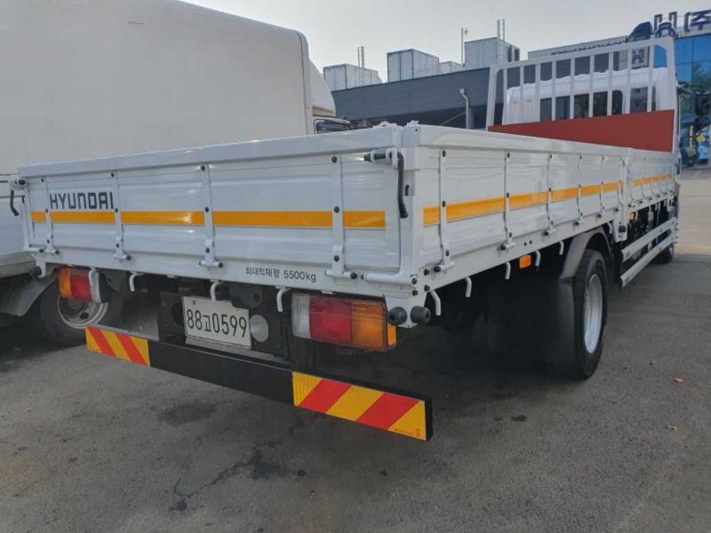 현대 메가트럭 단바리 카고 5톤 수동 3