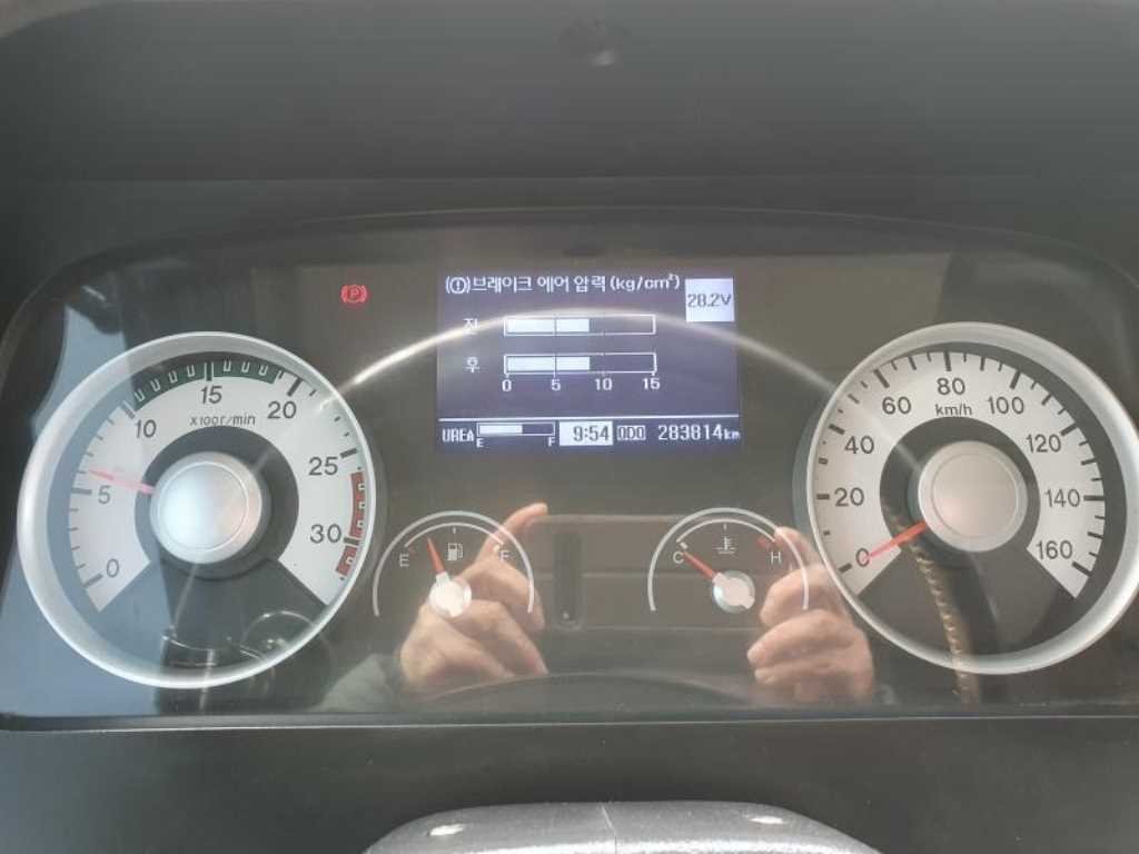 현대 메가트럭 단바리 카고 5톤 수동 15