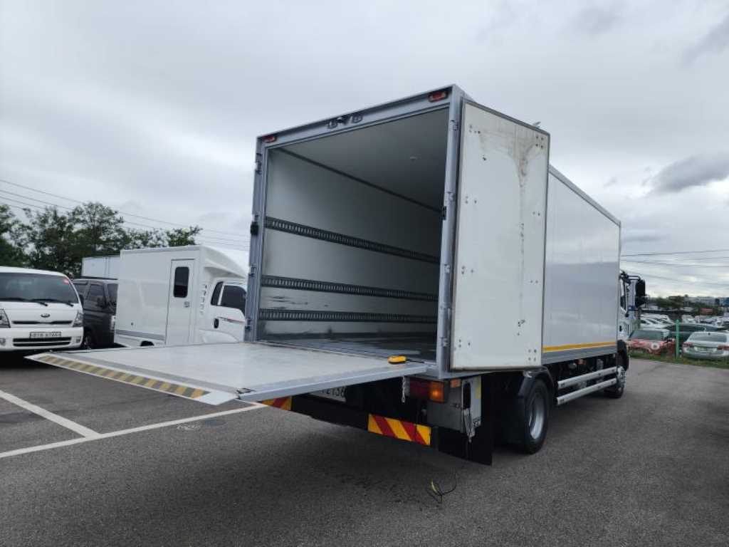 현대 메가트럭 냉동탑 4.5톤 수동 6