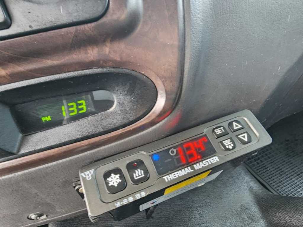 현대 메가트럭 냉동탑 4.5톤 수동 15