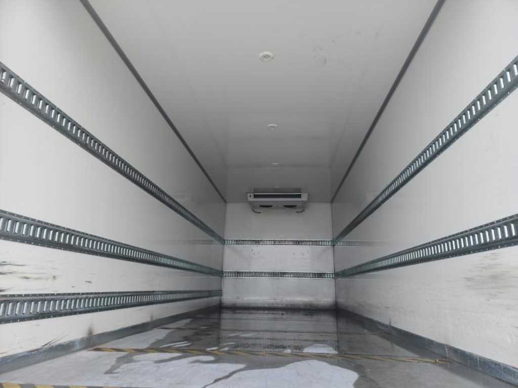 현대 메가트럭 냉동탑 4.5톤 수동 9