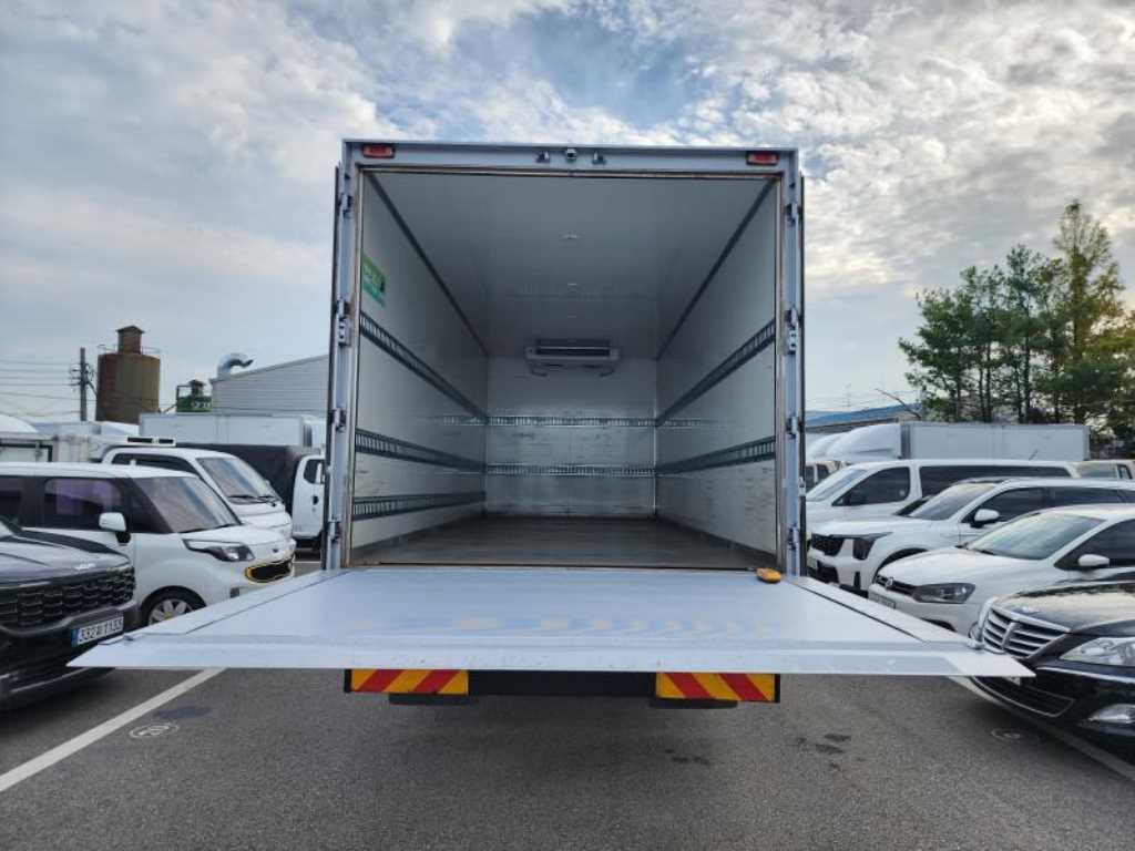 현대 메가트럭 표준탑 4.5톤 수동 7